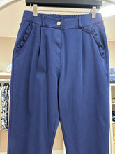 Load image into Gallery viewer, Frill Pocket Chino - Navy
