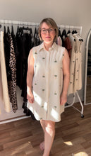 Load image into Gallery viewer, Linen/ Cotton Palm Dress
