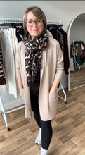 Load image into Gallery viewer, Casual Cardi - Oatmeal RRP £28 Outlet Price
