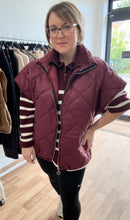 Load image into Gallery viewer, Quilted Bomber Bodywarmer - Wine

