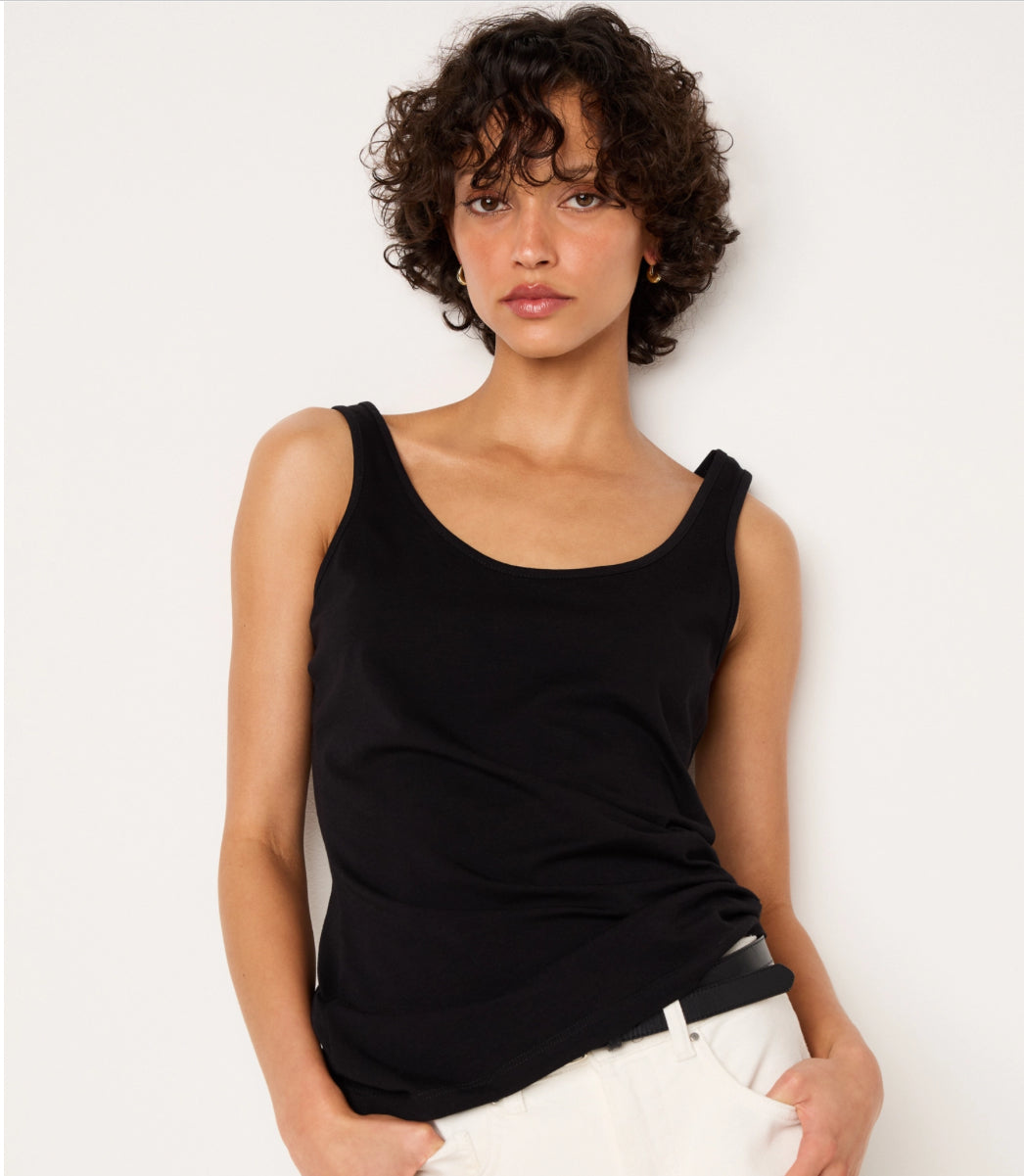 Round Neck Bamboo Vest - Black