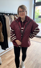 Load image into Gallery viewer, Quilted Bomber Bodywarmer - Wine
