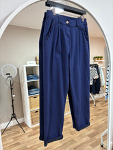 Load image into Gallery viewer, Frill Pocket Chino - Navy
