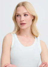 Load image into Gallery viewer, Silky Trim Vest - White
